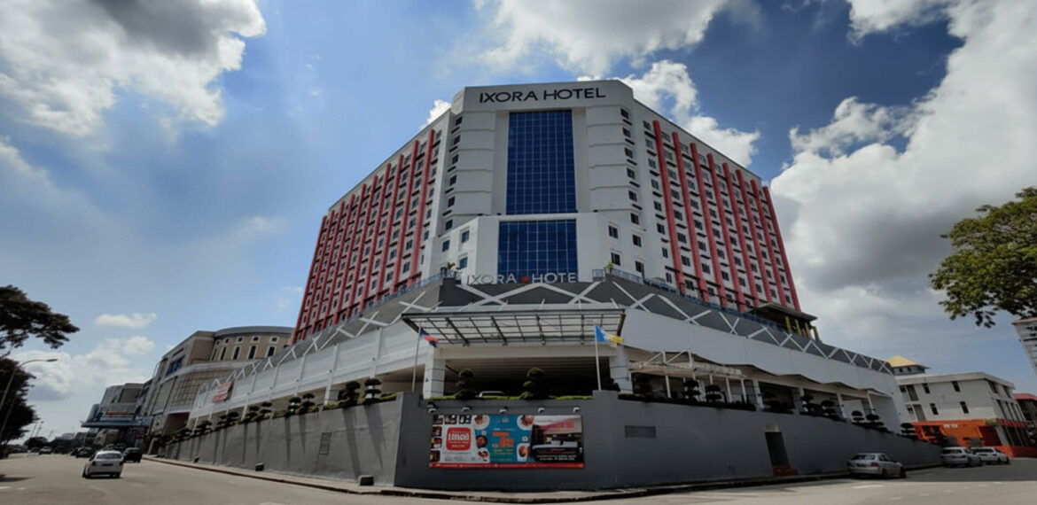 Portfolio ixora hotel
