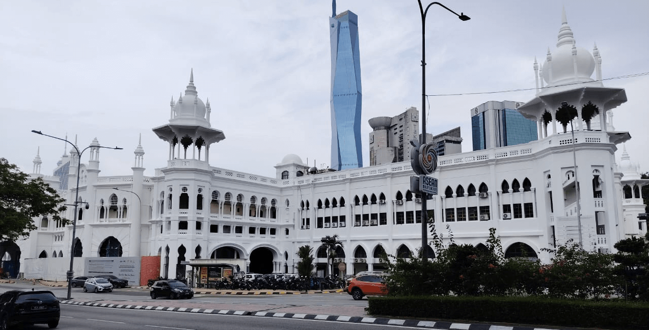 Kuala lumpur railway station, jalan sultan hishamuddin.